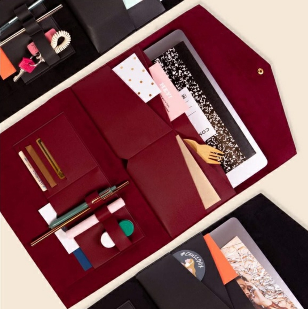 Megan Portfolio Clutch - Burgundy